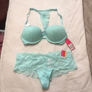 Bra and Panty Set🌸